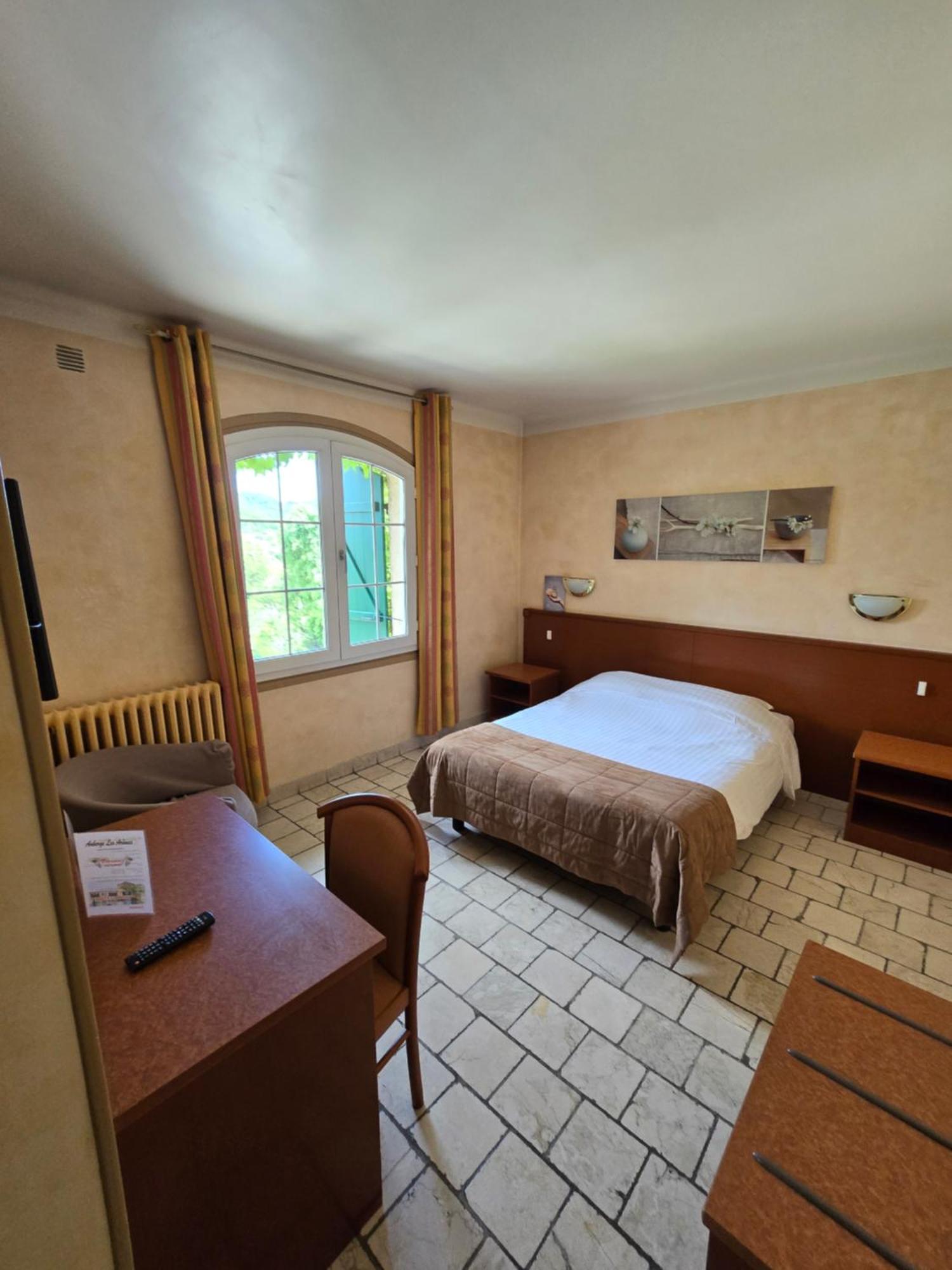 Auberge les Aromes Grasse Exterior foto